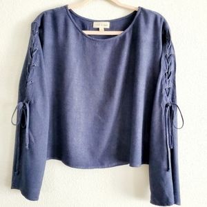 Cloth & Stone Chambray Laced Sleeve Crop T…